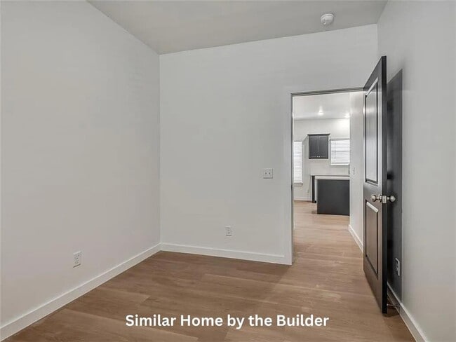 Building Photo - 1808 SW Washington Ave