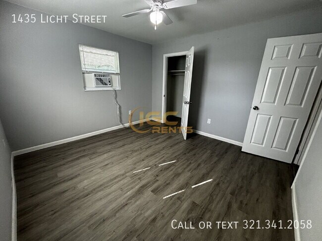 Building Photo - 1435 Licht St