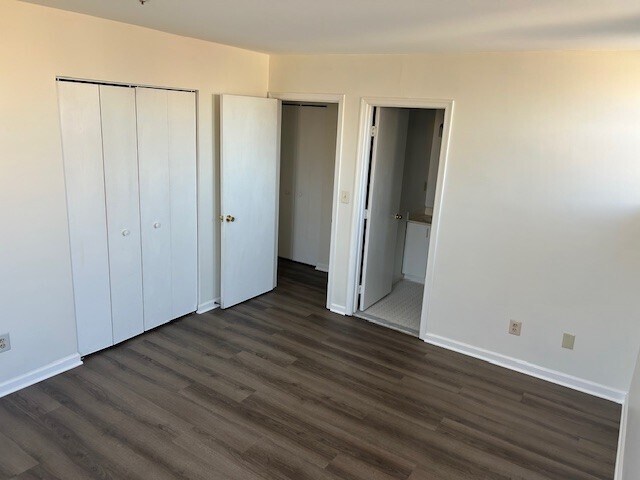 Building Photo - 1404 E Baltimore St