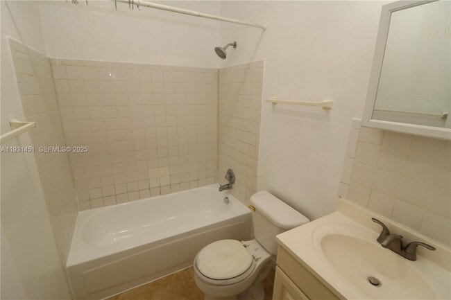 Building Photo - 1708 N 16th Ave