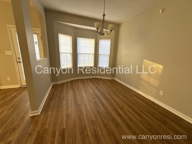 Building Photo - 3816 Goforth Dr