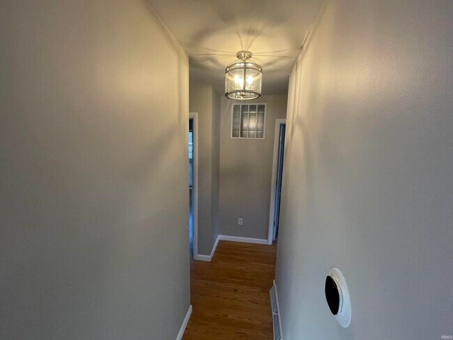 Building Photo - 4101 E Boltinghouse Rd