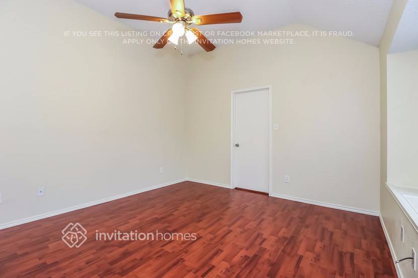 Building Photo - 6941 Brixham Dr
