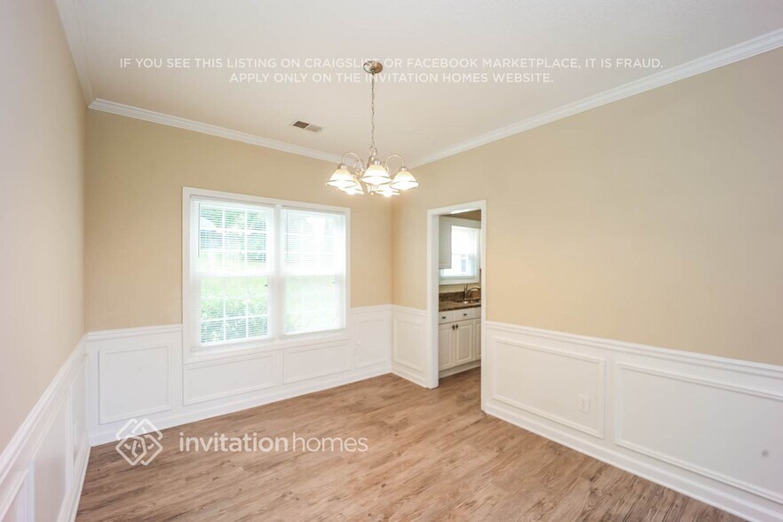 Building Photo - 3007 Andora Dr SW