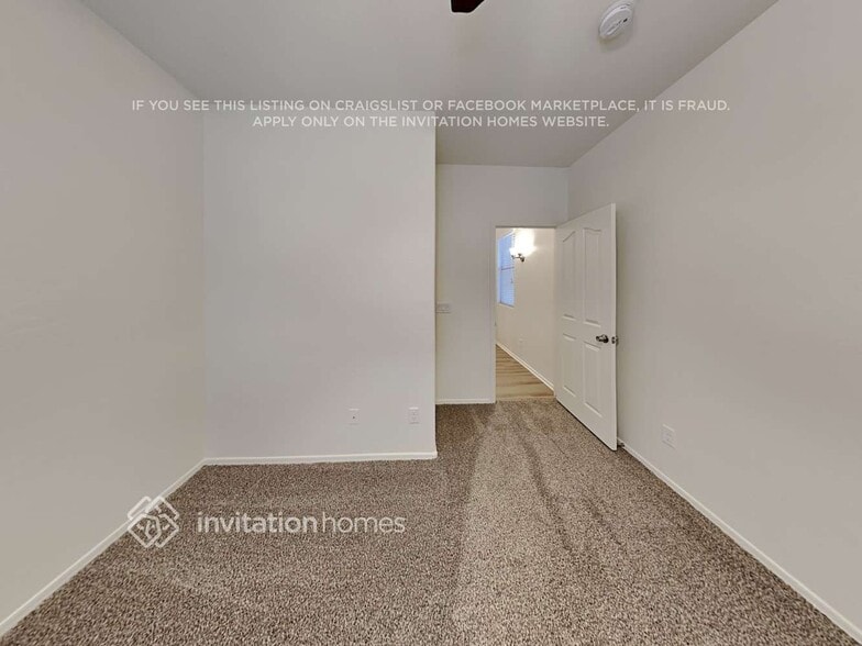 Building Photo - 16868 W Ironwood St