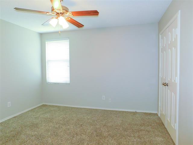 Building Photo - 5901 Thoroughbred Trail