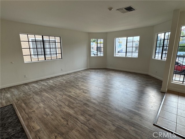Building Photo - 524 S Catalina Ave