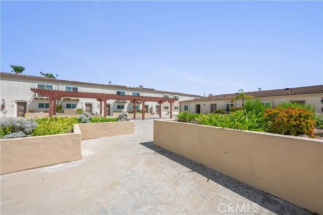 Building Photo - 120 S Francisca Ave