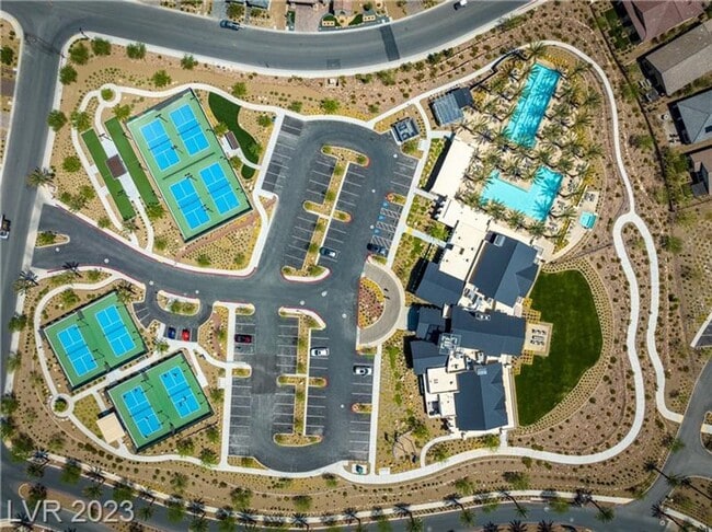 Building Photo - SINGLE STORY HOME IN GATED DEL WEBB AT LAK...