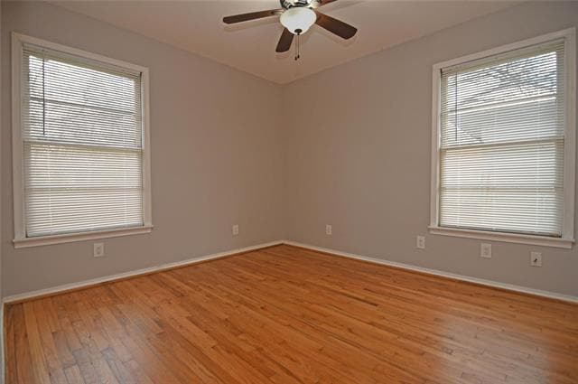 Building Photo - 2325 Kingswood Dr