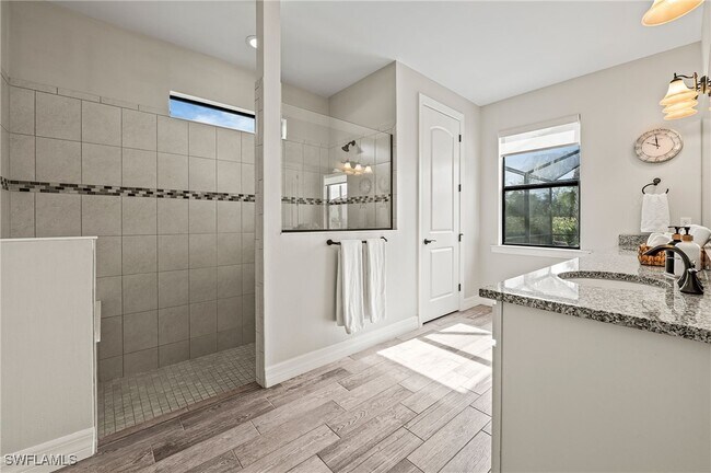Building Photo - 4424 Owens Way