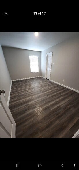 Building Photo - 205 Elbert Ln