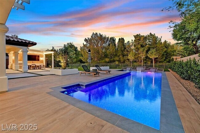 Building Photo - 11906 Port Labelle Dr
