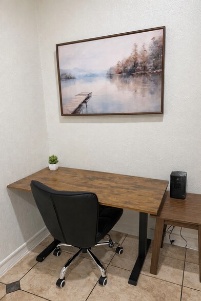 Building Photo - 1014 Brown St