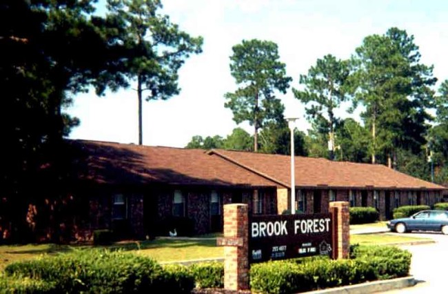 Primary Photo - Brook Forest Apartments