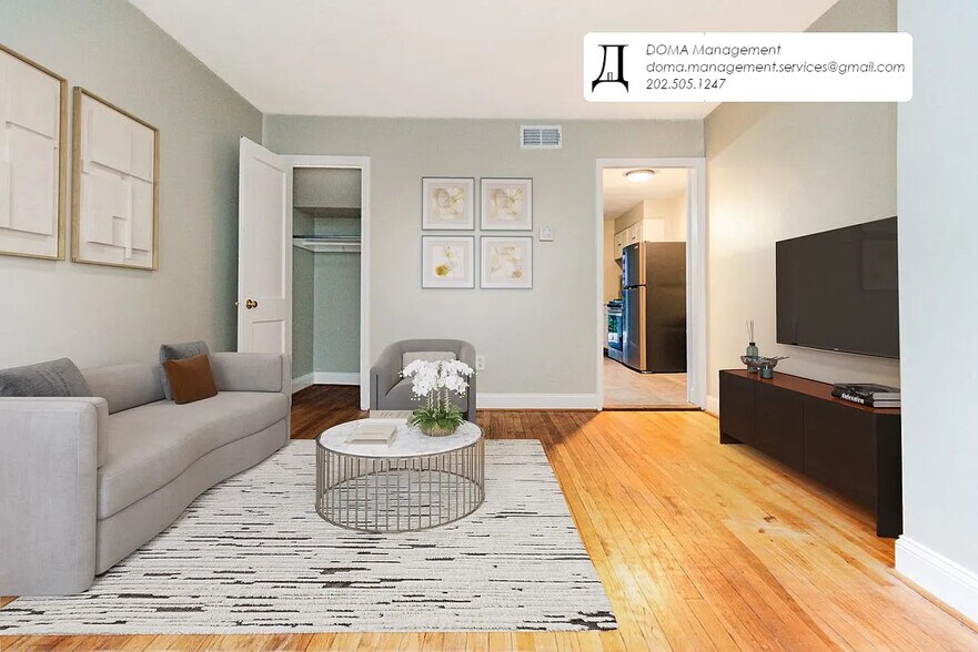 Living Room - 1733 F St NE