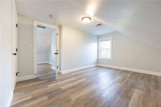 Building Photo - 214 Silver Spring St