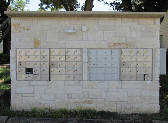 Building Photo - 7431 Holly Hill Dr