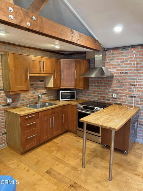 Building Photo - 1755 Morada Pl