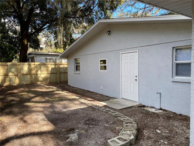 Building Photo - 4409 Plum St