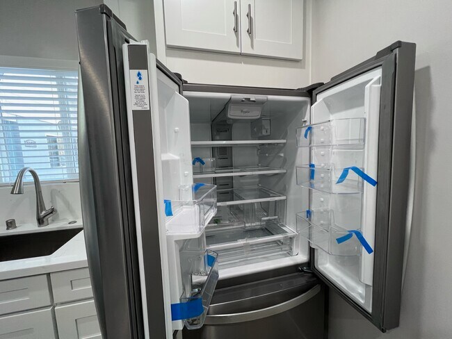 Building Photo - 23922 Archwood St