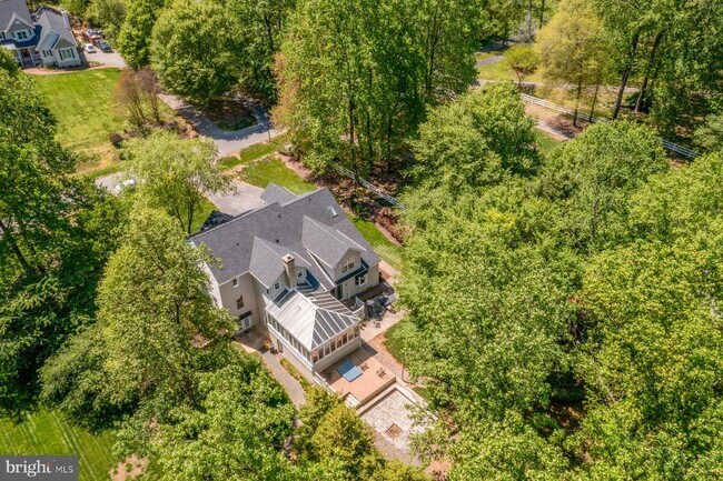 Building Photo - 1800 Greer Ct
