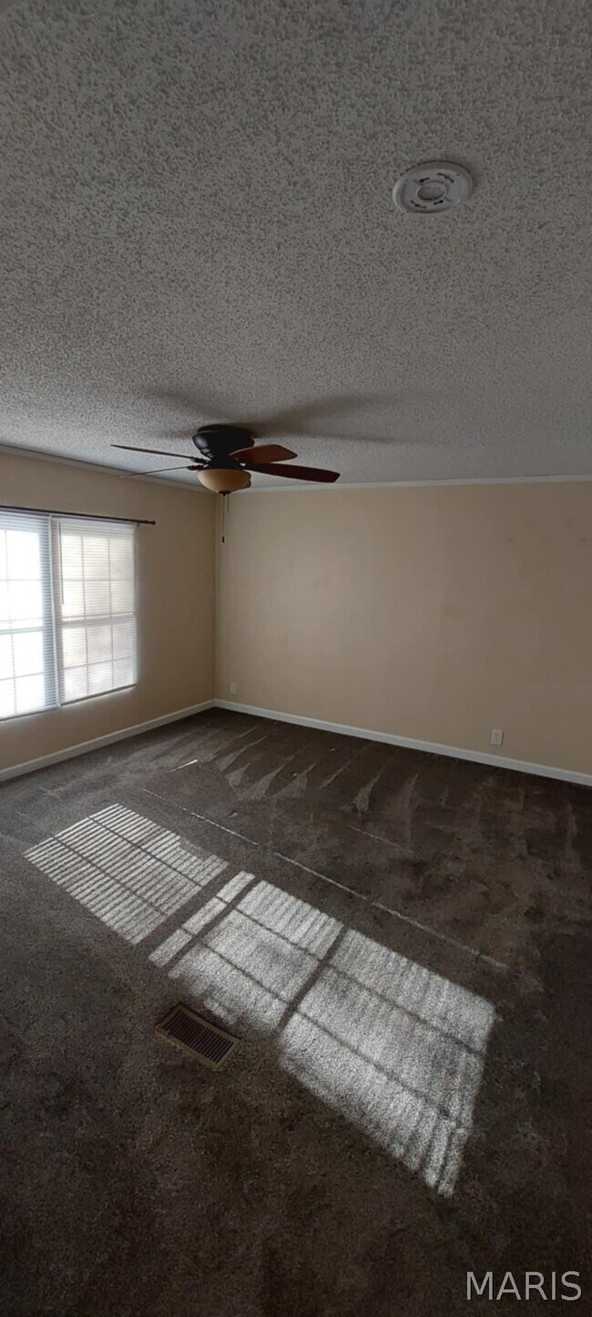 Building Photo - 1401 Wilderness Acres Ln