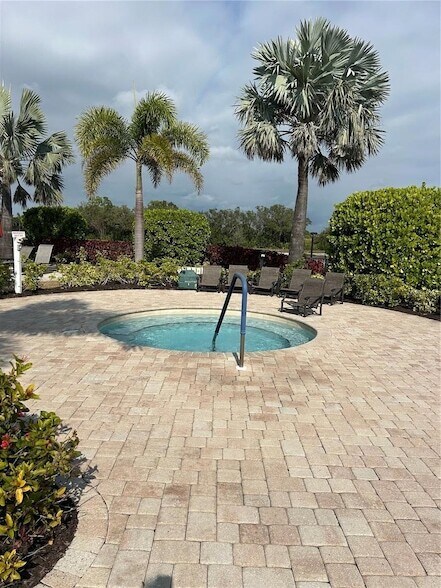 Building Photo - 20398 Lagente Cir