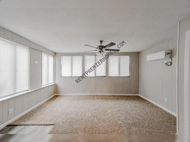 Building Photo - 4309 Glenda Ln