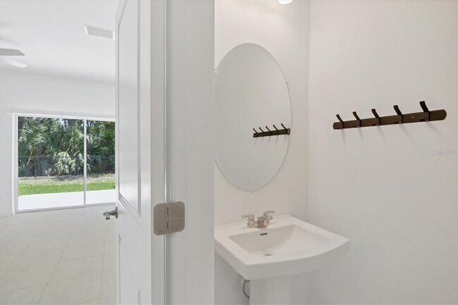 Building Photo - 15024 Cuzcorro Ct