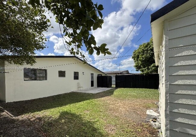 Building Photo - 12455 SW 187th Terrace