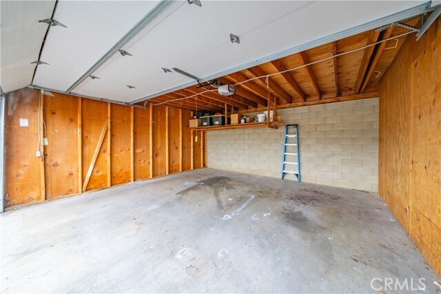 Building Photo - 25712 Le Parc
