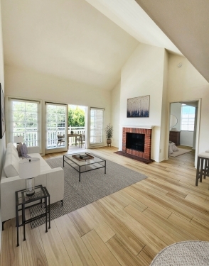 Interior Photo - 1810 Malcolm Ave