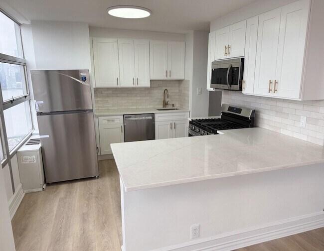 Building Photo - 6050 JFK Blvd E