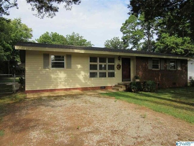 Primary Photo - Newly remodeled 3 bedroom/2.5 bath brick h...