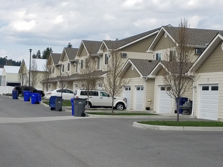 Orchard Townhomes Spokane Valley, WA Apartment Finder