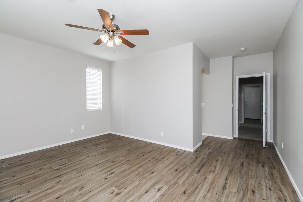 Building Photo - 1931 S Noble