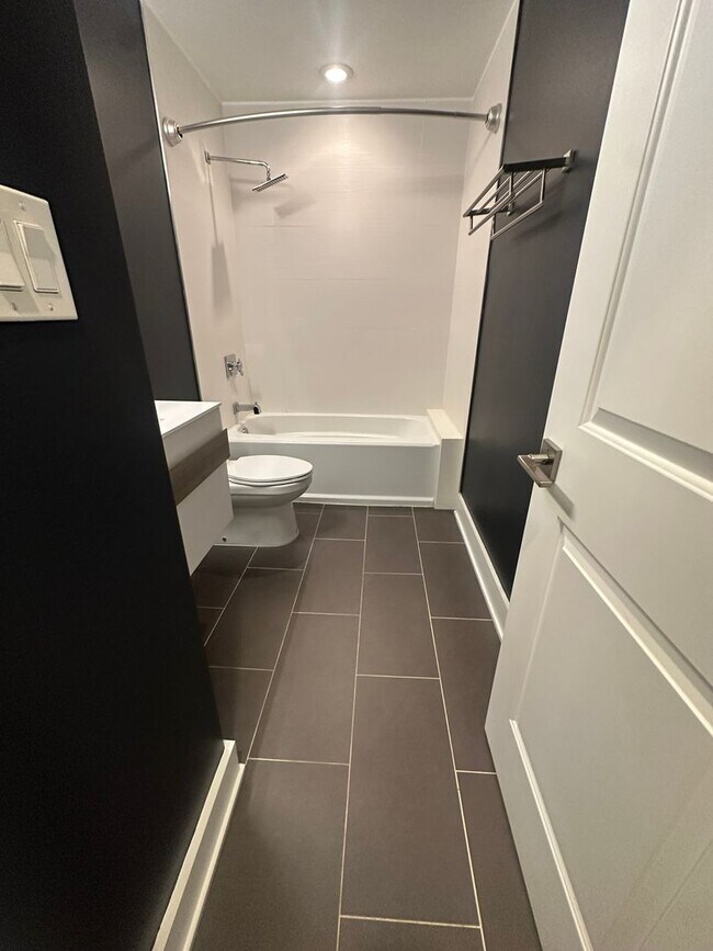 Building Photo - Modern 2 Bedroom, 2 Bathroom Penthouse with Parking in Historic LeDroit Park