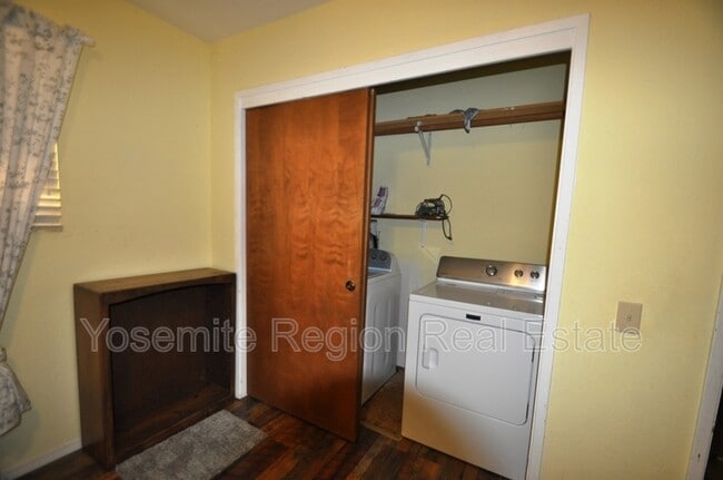 Building Photo - 20415 Pine Mountain Dr
