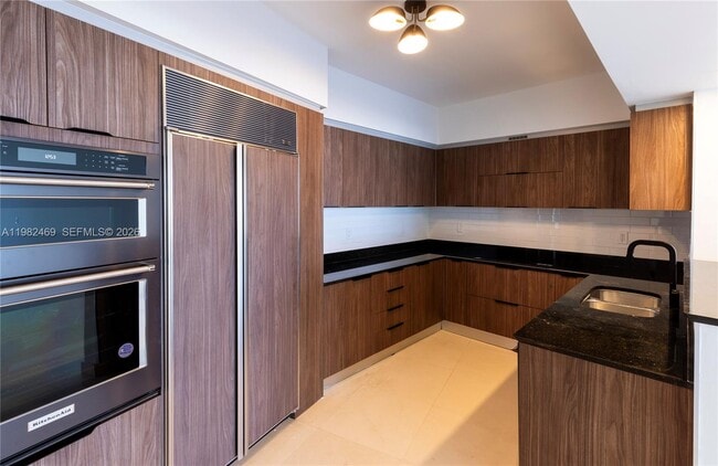 Building Photo - 400 Alton Rd