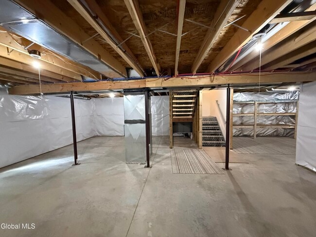 Building Photo - 476 Moe Rd