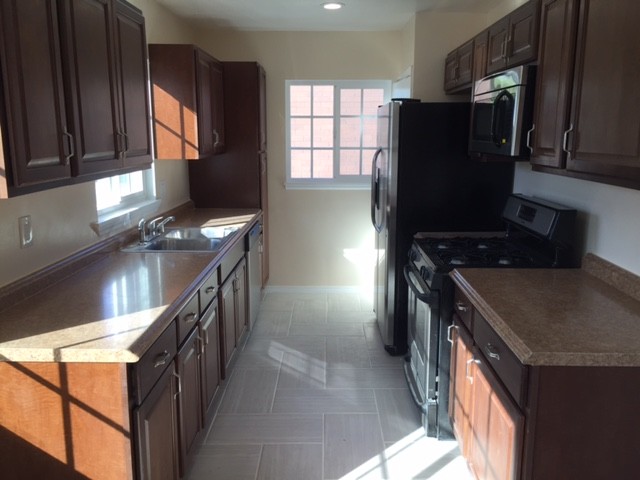 Kitchen - 1814 Idaho Ave