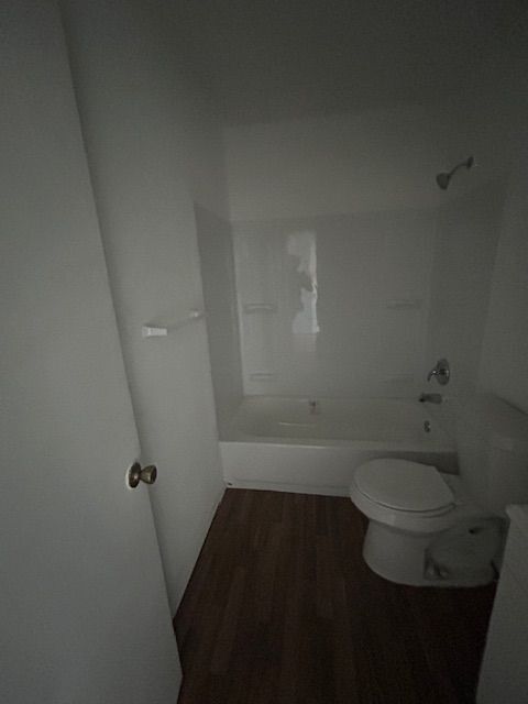 Building Photo - 211 W Washington St