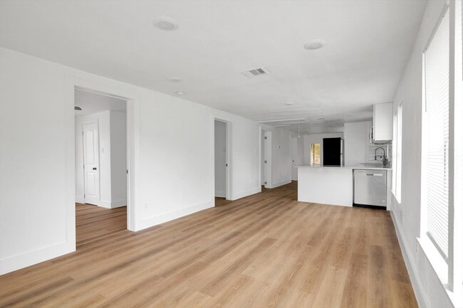Building Photo - 3510 Brooks St