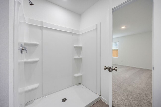 Building Photo - 25625 Rose Creek Dr