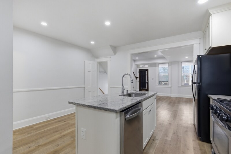 Building Photo - 5414 Belair Rd