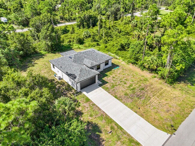 Building Photo - 1134 Sunrise Blvd