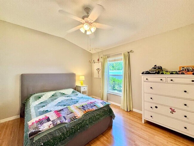 Building Photo - 16934 Melissa Ann Dr