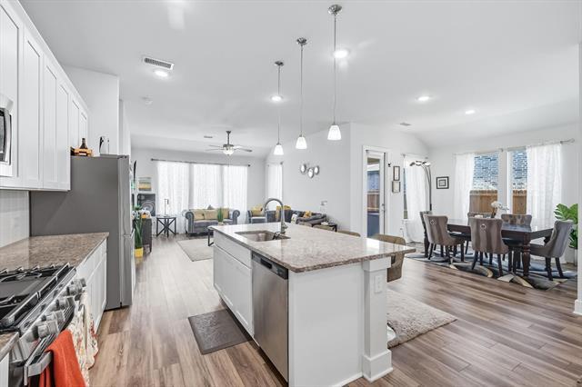 Building Photo - 2470 Pebble Bank Ln