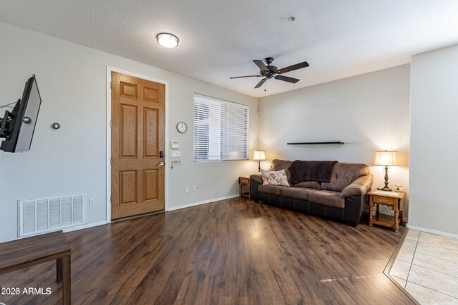 Building Photo - 2155 N Grace Blvd